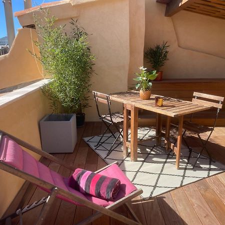 Апартаменты Le Pigeonnier - Un Voyage En Provence Экс-ан-Прованс Экстерьер фото